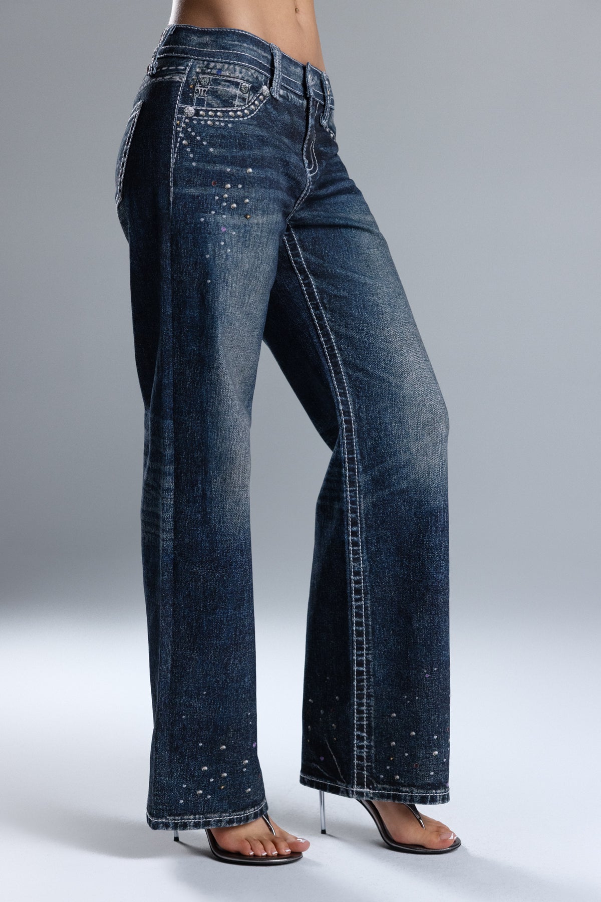 Breya Graphic Slim Wide